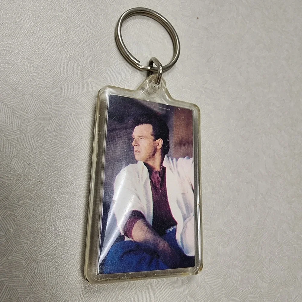 Vintage Sammy Kershaw Key Ring Name & Color Photo Key Chain